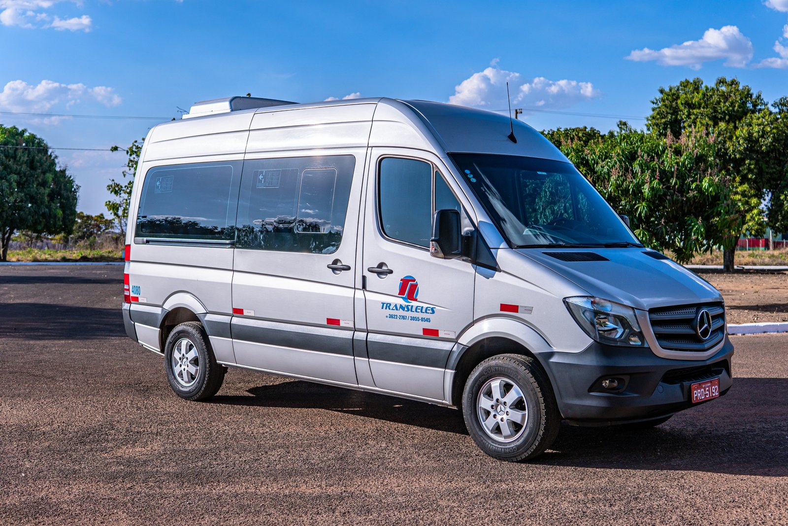 Van de 15 lugares Mercedes Benz 415 CDI Sprinter M